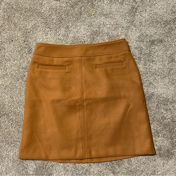 💜 Loft Tan Beige Skirt in Soft Fabric - Picture 1 of 4